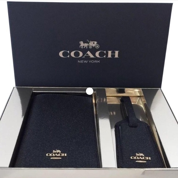 coach passport holder and luggage tag